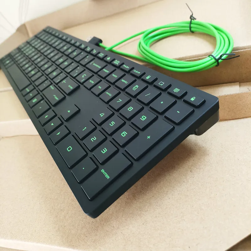 Zestaw przewodowej klawiatury  – Home Office Layout recenzja i cena
